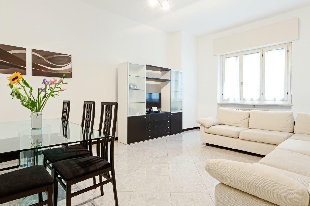 S. Maria Valle Central Roomy Flat Milán Exterior foto